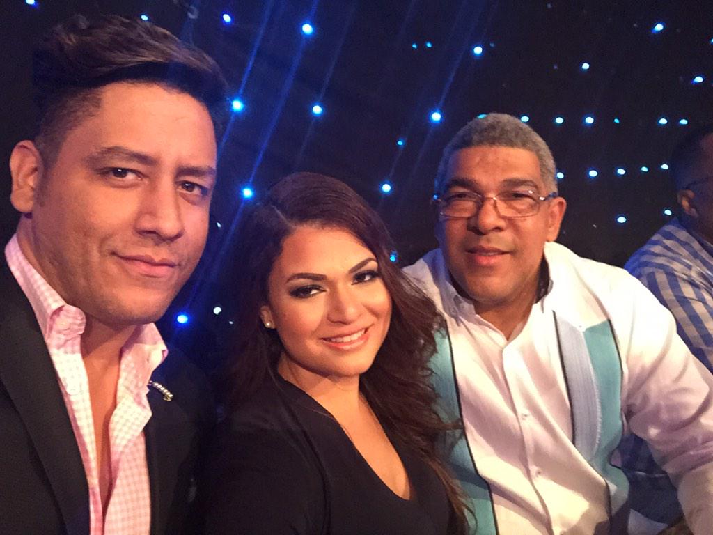 cristalmarie's tweet photo. #BuscandoElExito #GranFinal #PapiNova @jesusnova06 #LaCris y @readingp ready! ¿Quién es tu concursante favorito? http://t.co/5lIvaGPuGD