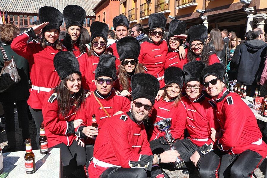 Soljuana's tweet photo. Carnaval solanero, primer premio máscara callejera 😄😄 http://t.co/mucjUjEbZj