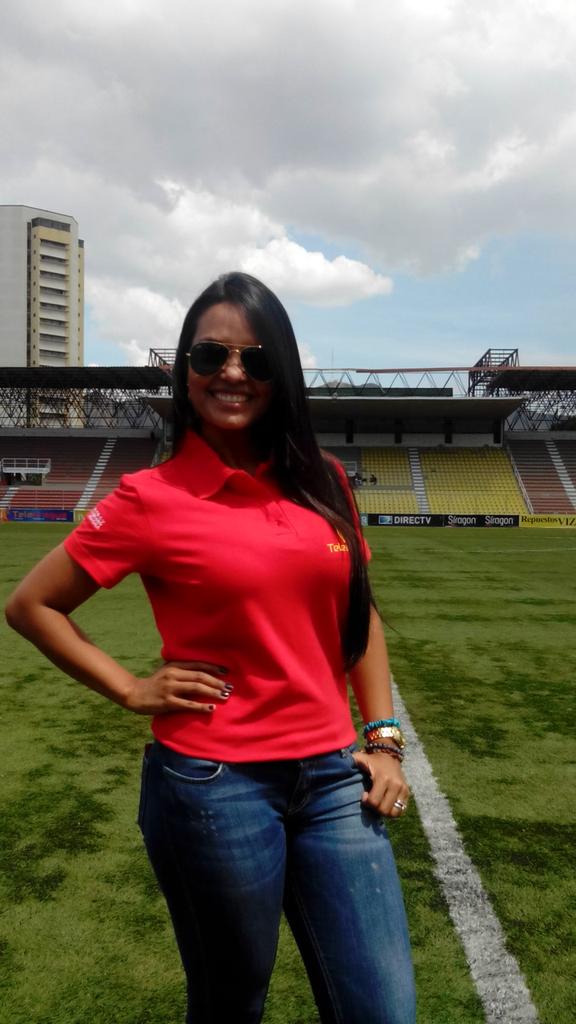 gmendezp's tweet photo. @TeleAragua te da hoy mas #FutVe, @DarcysLucena @GRodriguezGOL @MarioREscobar el gran staff para hoy,NO te lo pierdas http://t.co/eRxq90tPwU