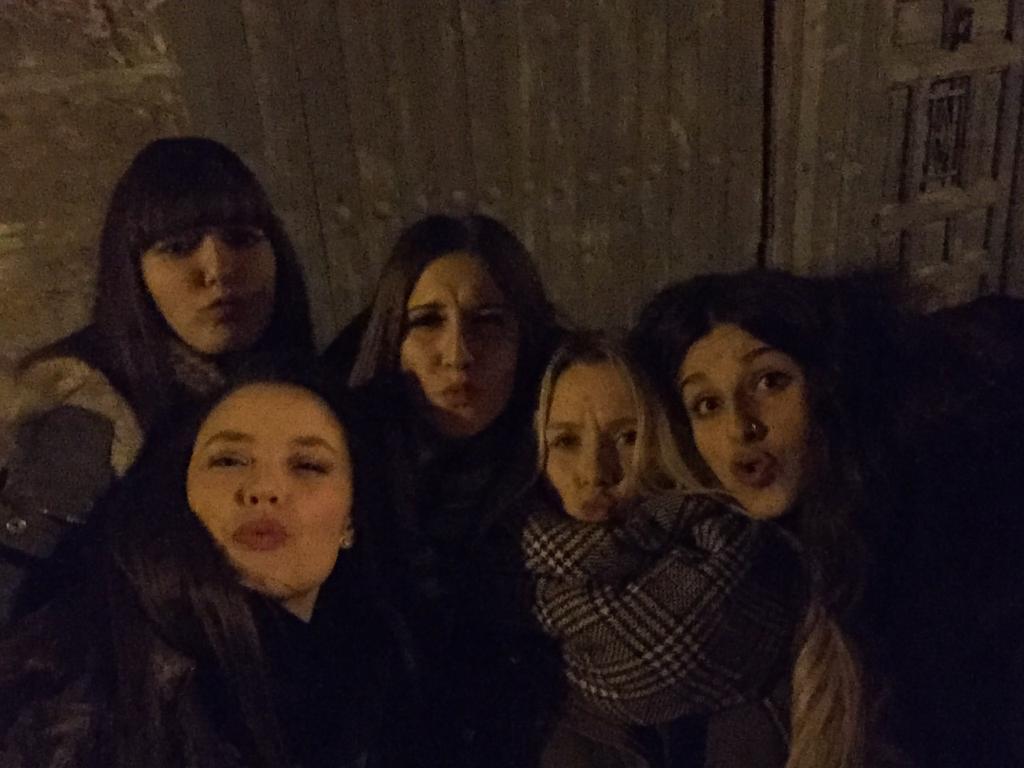 S12Jenny's tweet photo. “@Raquelms__: Gran sábado por Tendilla con mis peñalver@s!💙👌 http://t.co/0cVyf1HzZi”
