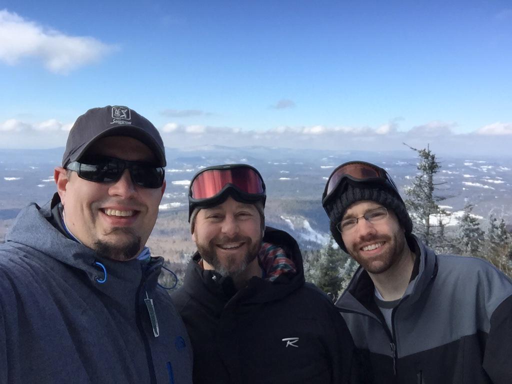 Awesome day! #sunapeeselfie #nh #ski