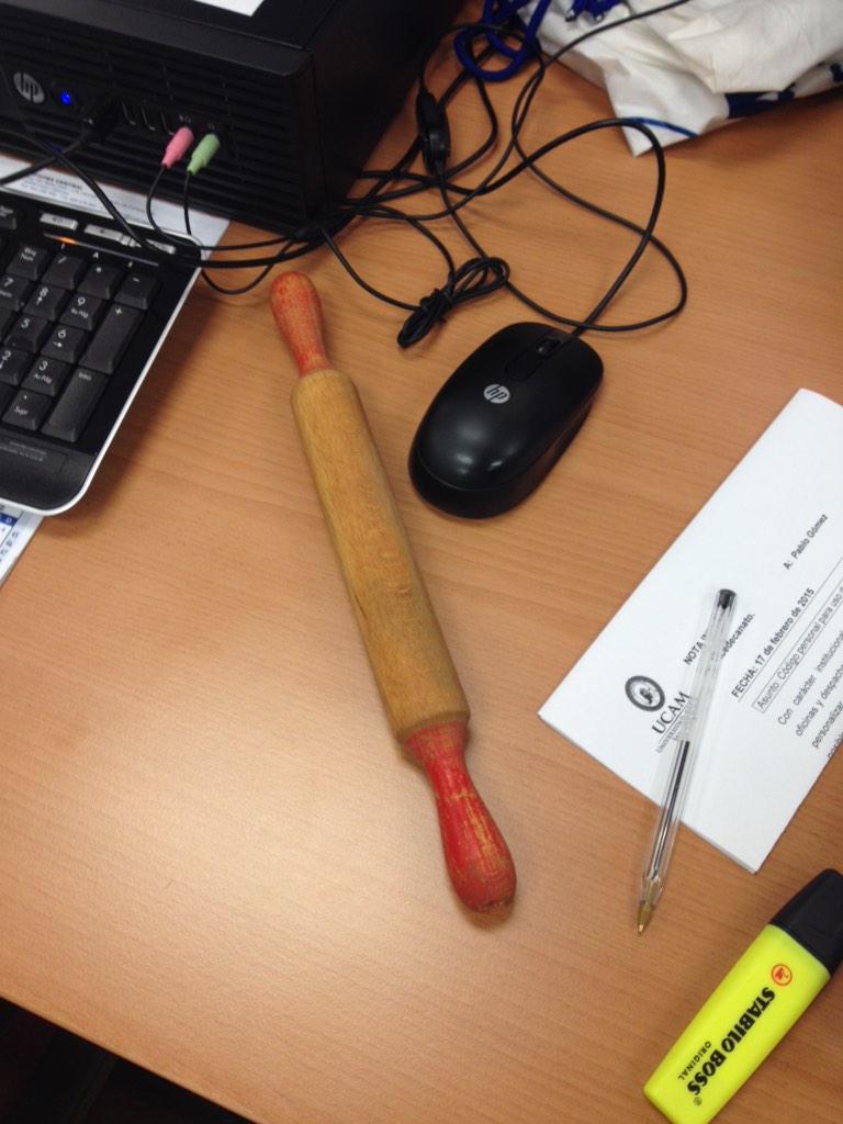 De quien es esta mesa en @UCAM_Nutricion y <a href="/UCAMGastronomia/">Campus de la Alimentación</a>?: <a href="/asolermarin/">Antonio Soler Marín</a> <a href="/pgomezsanm/">pablogomezsanmiguel</a> <a href="/TotioAJ/">Dr. AJ Perlo Totio</a> <a href="/Josemcayuela/">JMCayuela</a>...