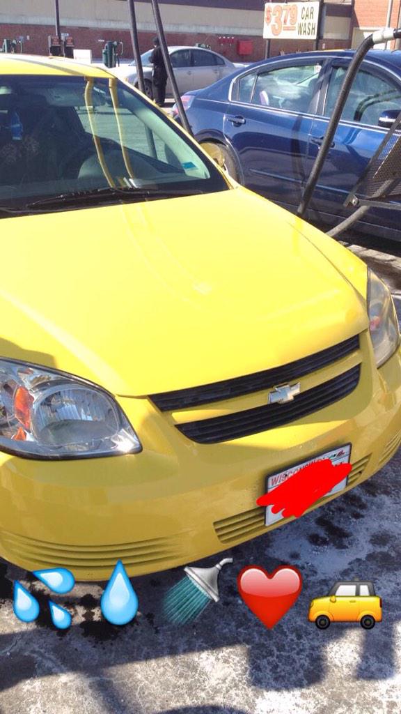 IRunWithCats's tweet photo. Bae so clean http://t.co/gzWvQBpo0e