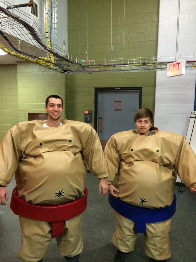 braedendale's tweet photo. Get ready for an exciting sumo halftime show at the @TheLockmonsters game! http://t.co/wf5lml85cp