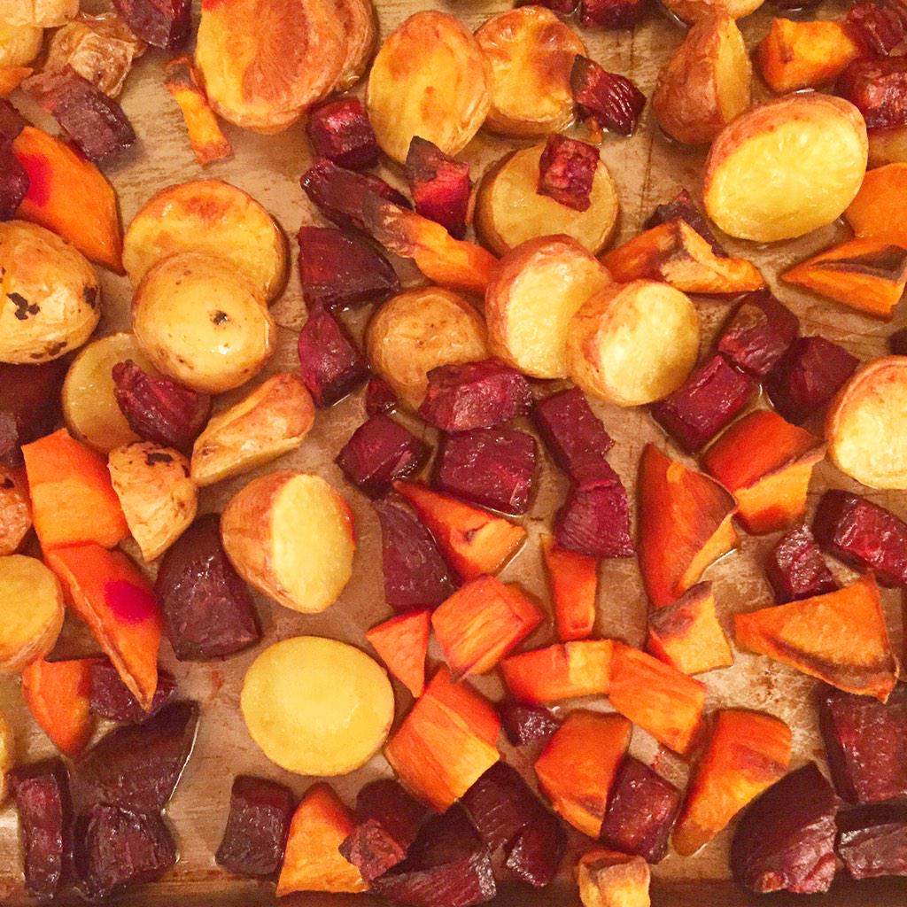 Cleanfeasting's tweet image. Sunday's are all about the roast... #Sunday #hbloggers