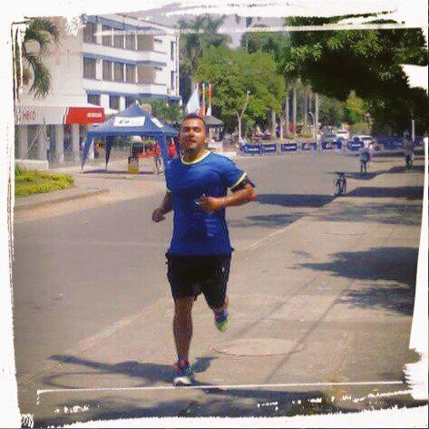 disartg's tweet photo. Mañana soleada cargada de unos buenos #KmsDeVida http://t.co/6nUpYxwxpB