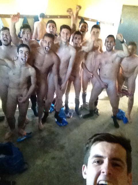 USCNMViaDomitia's tweet photo. Ils sont prêt pour le calendrier des dieux du stade ! Vous les trouvez comment ? 

#Victoire #DemiFinaleCDH http://t.co/uwE8vQ99sR