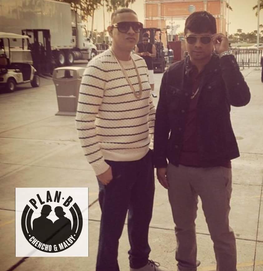 ChenchoCandys's tweet photo. @PLANBLIVE  Ya México Esta Listo Para Recibirlos Desde El 26,A Tan Solo Unos Días,Los Amamos,Son Lo Mejor ♡♡ http://t.co/vFlac1WZX5