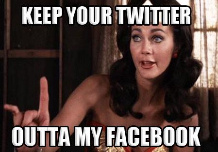 Dylan_Stokes22's tweet photo. When I see people post the same thing on twitter as they did on facebook  #mkt285 http://t.co/HYc5Y8ZxtI