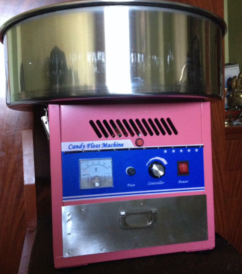 jonkanoo's tweet photo. Slush puppy/popcorn, candy floss machine available here at Jonkanoo!  http://t.co/Dyevi8Svck or 07832020638 #London http://t.co/UeDKMGTHCA