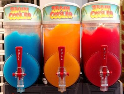 jonkanoo's tweet photo. Slush puppy/popcorn, candy floss machine available here at Jonkanoo!  http://t.co/Dyevi8Svck or 07832020638 #London http://t.co/UeDKMGTHCA