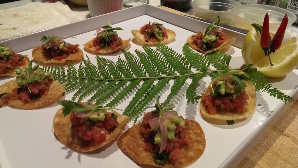 cutandflame's tweet photo. Tasty offerings at #Oscars2015 #CAA party for Eddy Redmayne. Thanks to @chefkevenlee. http://t.co/Nk4ggqgwxH