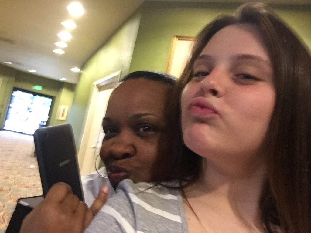 slywilkinson's tweet photo. @sparkletainment #theshasquad 💖 http://t.co/64FHXaF9nS