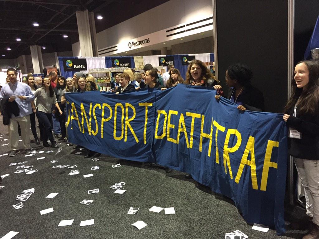 USAS's tweet photo. Spotted: #jansportdeathtraps at #camex2015 cuz @jansport and @VF need to sign the Bangladesh Accord now! http://t.co/AUMgaX0396