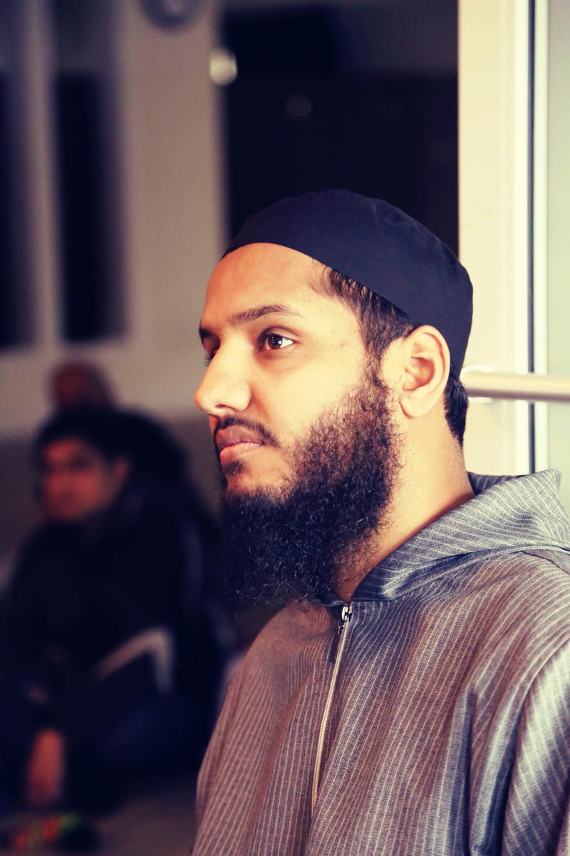 CelebrateMercy's tweet photo. Parting advice from Mufti @HussainKamani: Study him ﷺ. Love him ﷺ. Share him ﷺ. | http://t.co/GbDnZt8z0d #DawnofMercy http://t.co/plkjVf2EfZ