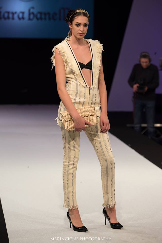 ChiaraBanelli's tweet photo. @ChiaraBanelli #Fashioninaction #AltaRoma #TessituraCarnica @MarincionePhotography
Le rose di Chiara Banelli http://t.co/fggZZlcs1q