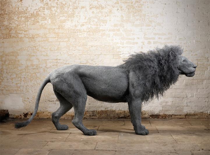 thepaperboard's tweet photo. Stunning Life-Like Animal Sculptures Made with Layers of Galvanized Wire http://t.co/XjyF3yeTXX http://t.co/hSTMjbOCAV