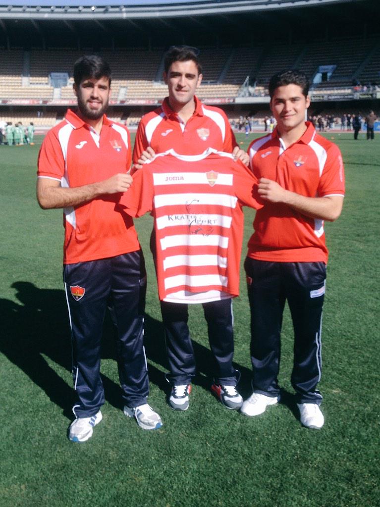mota_spain's tweet photo. La triple G en Chapin @esperacf http://t.co/hjM8oGTBPE