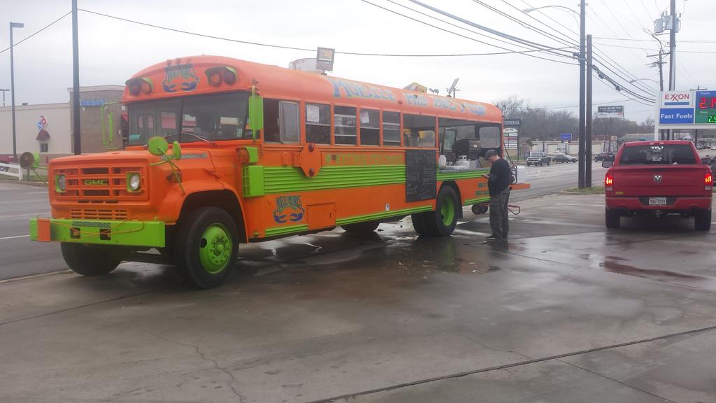 mobilemudbugs's tweet image. Awesome weekend in Jacksonville  TX. See everyone next thursday. We will have some new menu items stay tuned