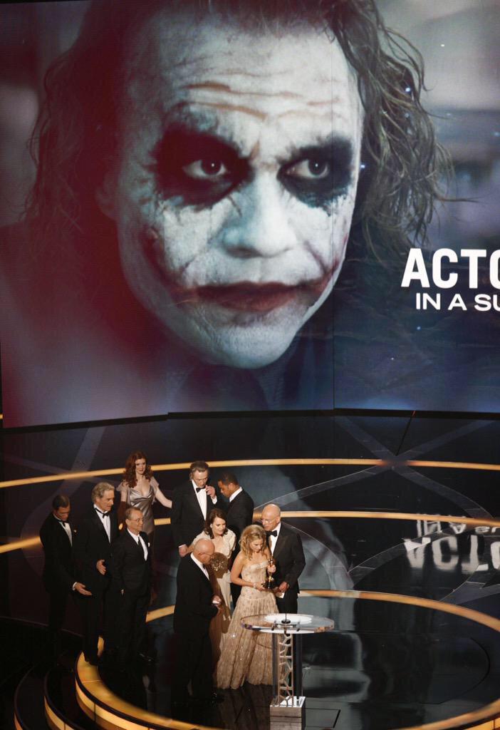 Хит леджер джокер без грима. Хит леджер оскар посмертно. Хит леджер оскар посмертно. Хит леджер оскар посмертно. Хит леджер оскар посмертно.