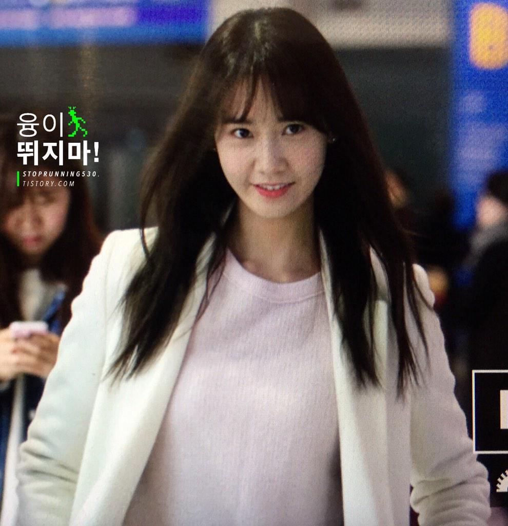 [PIC][23-02-2015]YoonA trở về Hàn Quốc vào sáng nay B-f7COnCYAAt-0P