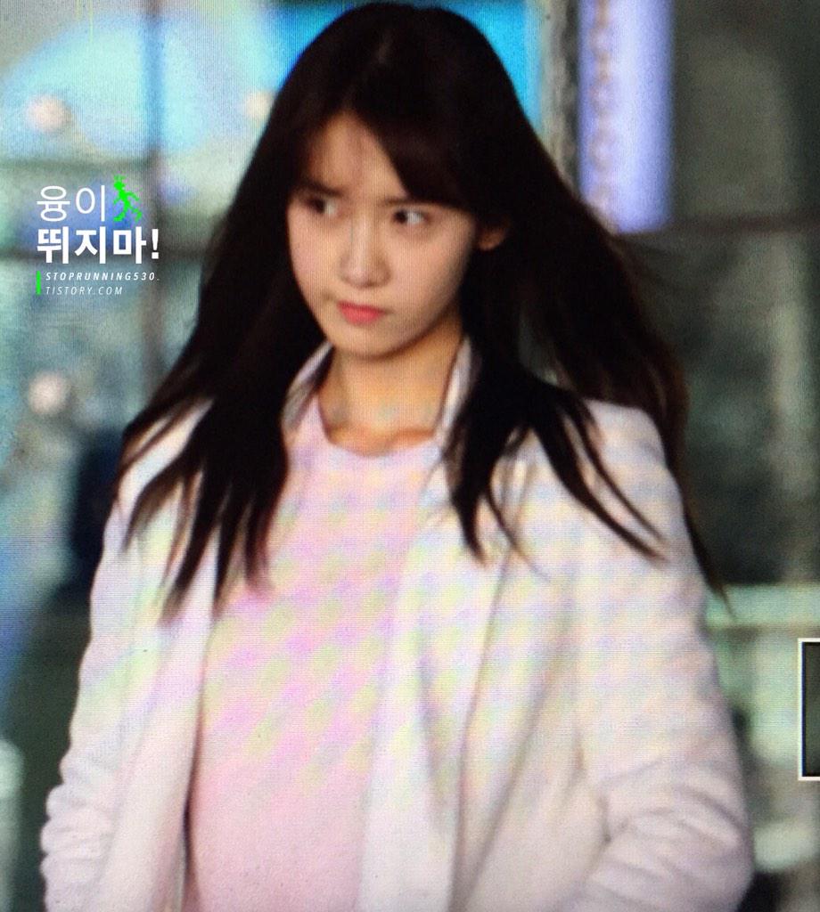 [PIC][23-02-2015]YoonA trở về Hàn Quốc vào sáng nay B-f7COpCQAA3DUV