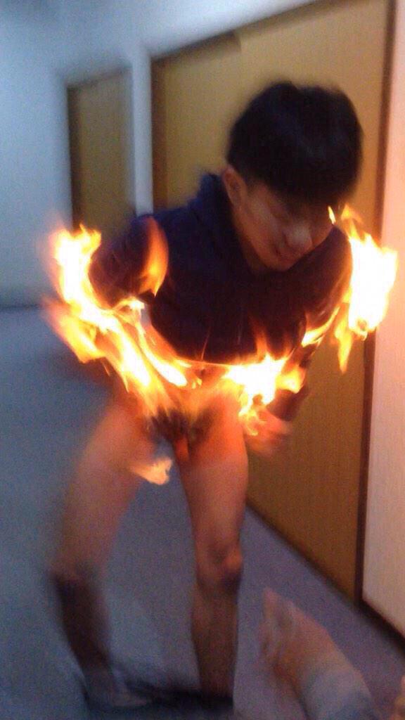 DaBootySamurai's tweet image. When Bae says she'll be there in 5 and you haven't shaved yet