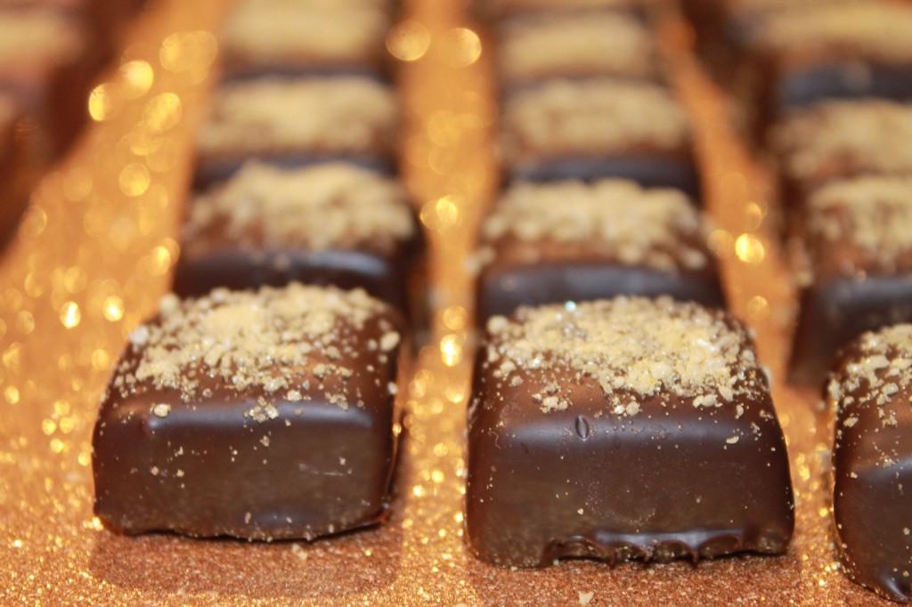Who was loving our gold salted caramels? #Oscars2015 #TheCandyDish