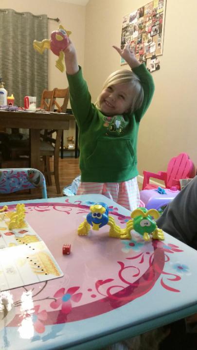 brittany_messer's tweet photo. Winner winner, chicken dinner! #cootiebug #numberone http://t.co/GsLw9y9TPP