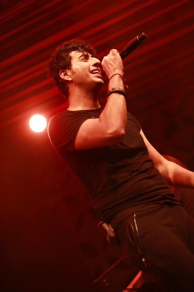 Anu__SS's tweet photo. Morning! @salim_merchant @honest_8856 @preciousrubyb @singh_aarthi #9daysto go #HBD Salim Merchant ๐ ๐ ๐ ๐ http://t.co/ouWoVcJNw7
