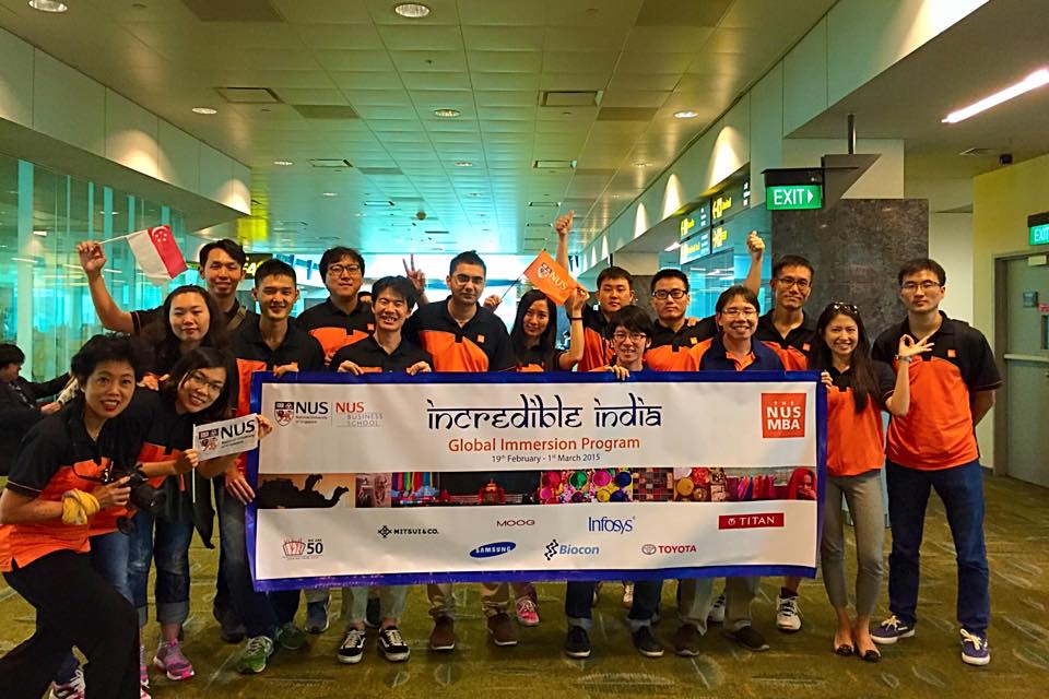 NUSBizSchool's tweet photo. 'Namaste' from @nusmba students who're off to #IncredibleIndia for a #Global Immersion programme. Happy Monday! http://t.co/fRUDXBWC11