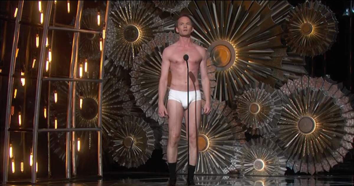 Neil Patrick Harris naked at the Oscars - this is Hollywood