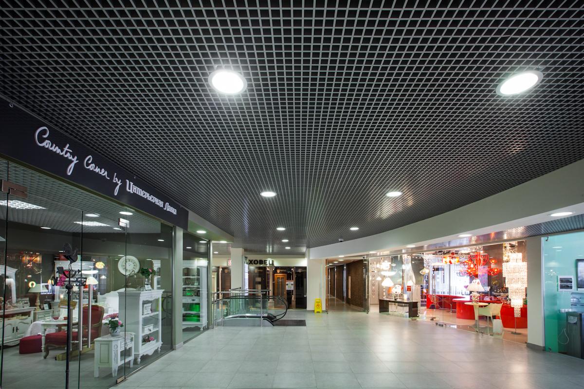 fallowback142's tweet image. dstroym.ru/svetilniky/sve… — Светильники грильято. Странные потолки. Вблизи выглядят плохо, но издали смотрятся шикарно.