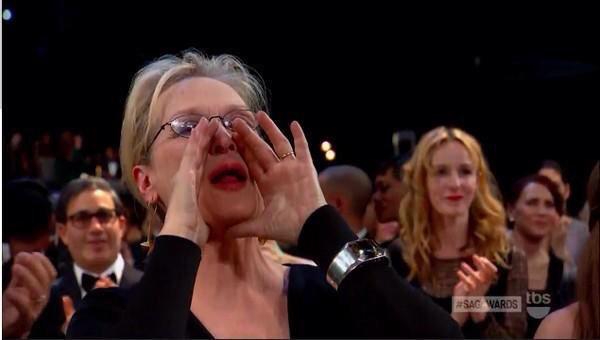 vitor_pel's tweet photo. PIRAAAAAANHA!!! #Oscars2015 http://t.co/wWaI04171V