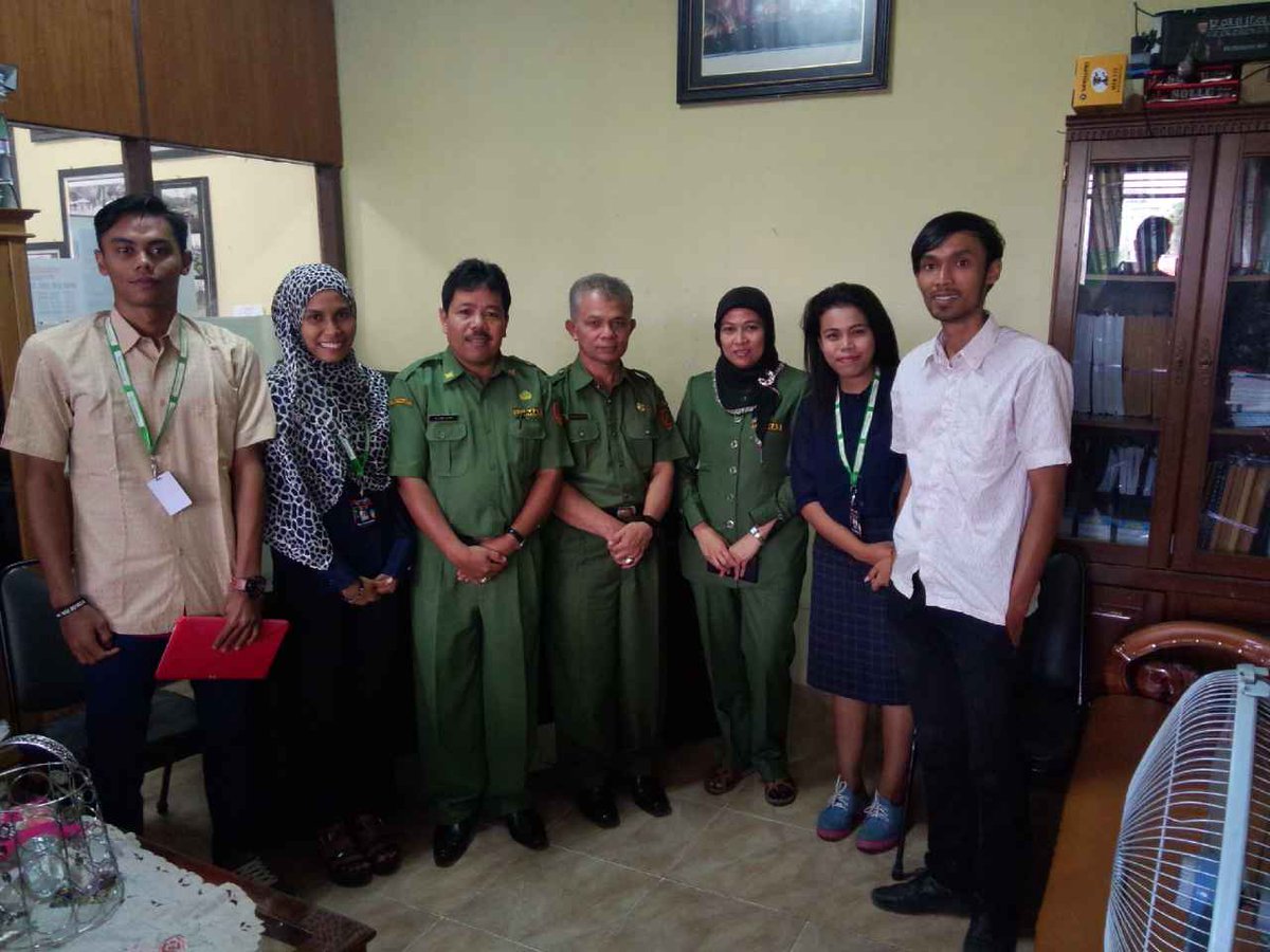 BekateColorrun's tweet photo. @melfiabra terimakasih banyak pak,dukung kami terus ya,cc step pertama #dinaspariwisatabekate http://t.co/HLmDNiFdtx