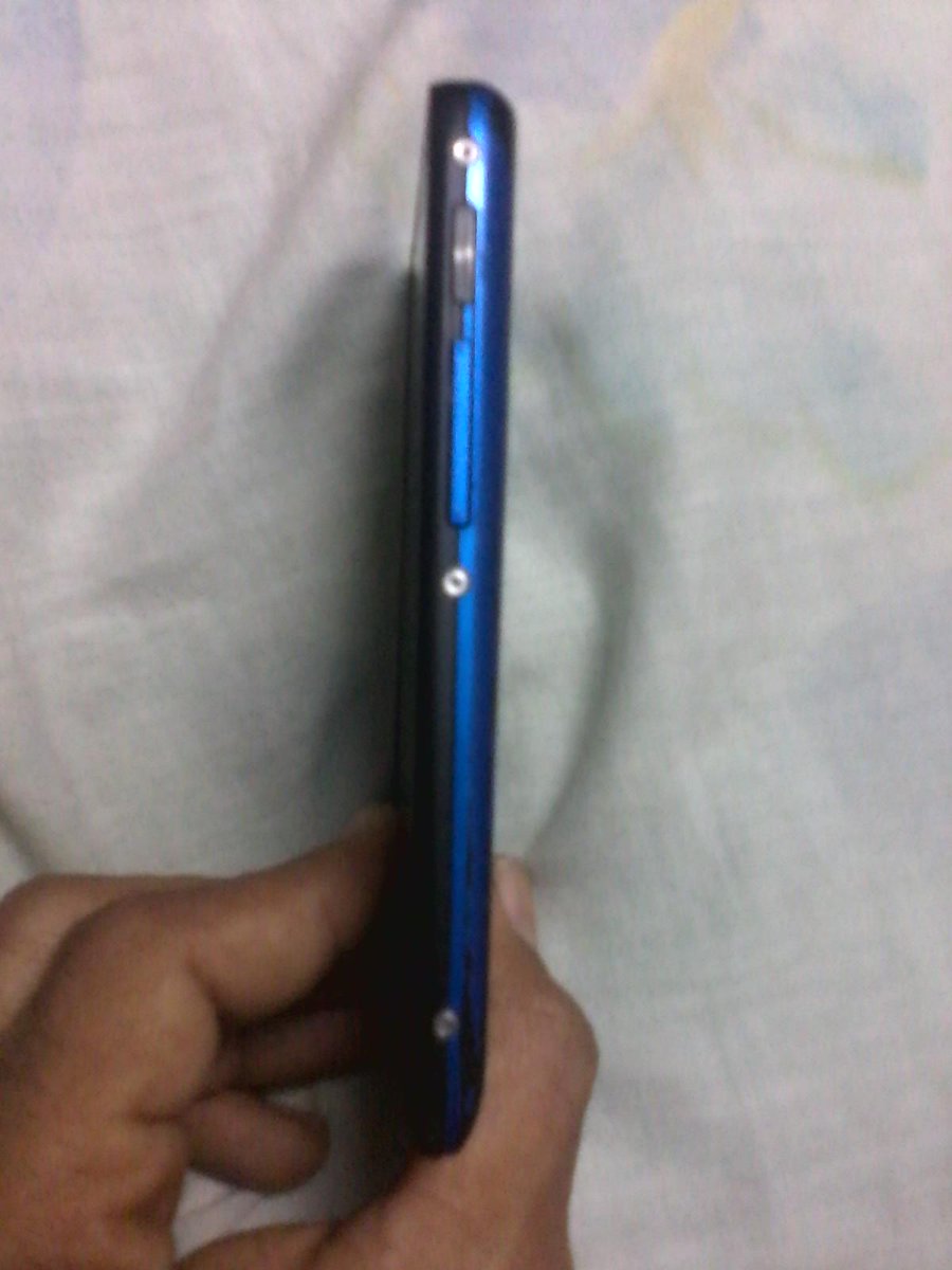 harshalpatel33's tweet image. never &amp;amp; don&apos;t buy from ebay. brand new motorola phone becomes blue colored in 3 days,paisa pay id:38492211800.