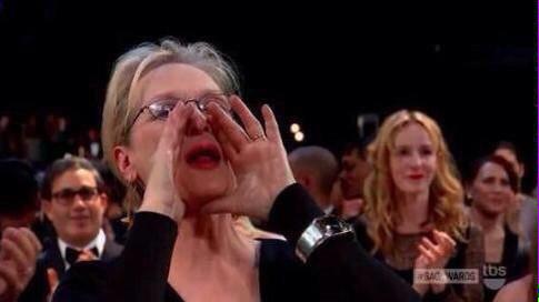 elimoire's tweet photo. Hay va el agua de riñon fiu fiu fiu #Oscars2015 #OscarALaMexicana. http://t.co/YbjR1Oajb1