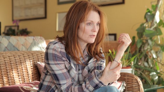 MorningBox_'s tweet photo. JULIANNE MOORE se alza como mejor actriz, compliendo los pronósticos, por 'Still Alice'. #LaScriptBitches http://t.co/k3PaiLvpUt