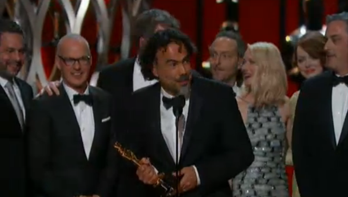 EL PAÍS (@el_pais) on Twitter photo Birdman, Iñarritu y Mexico arrasan en los #Oscars2015: 4 premios, con mejor película. Directo→ ow.ly/JtZoR Birdman, Iñarritu y Mexico arrasan en los #Oscars2015: 4 premios, con mejor película. Directo→ ow.ly/JtZoR