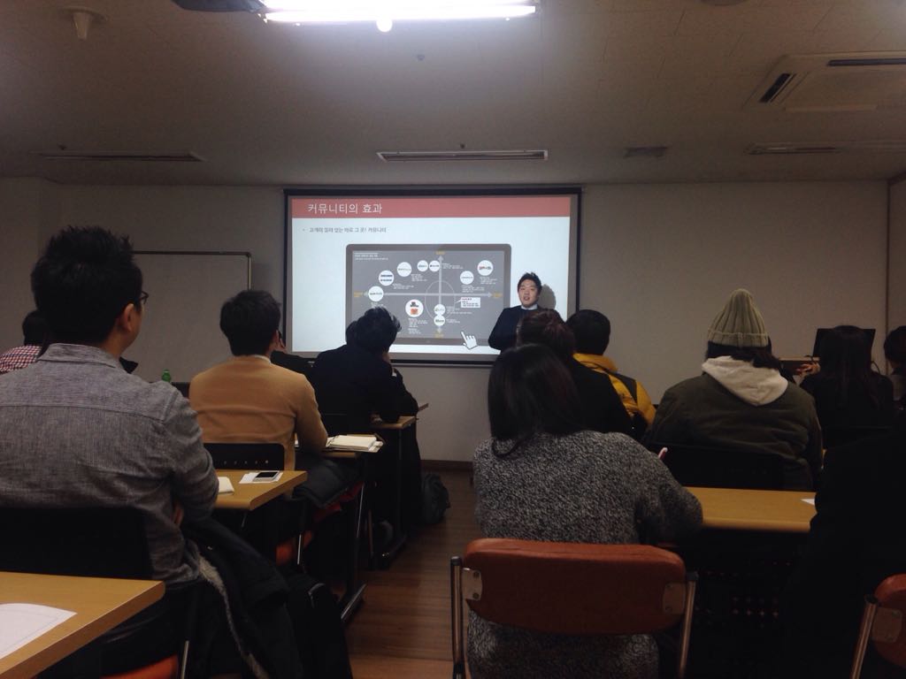 토토로 tweet media