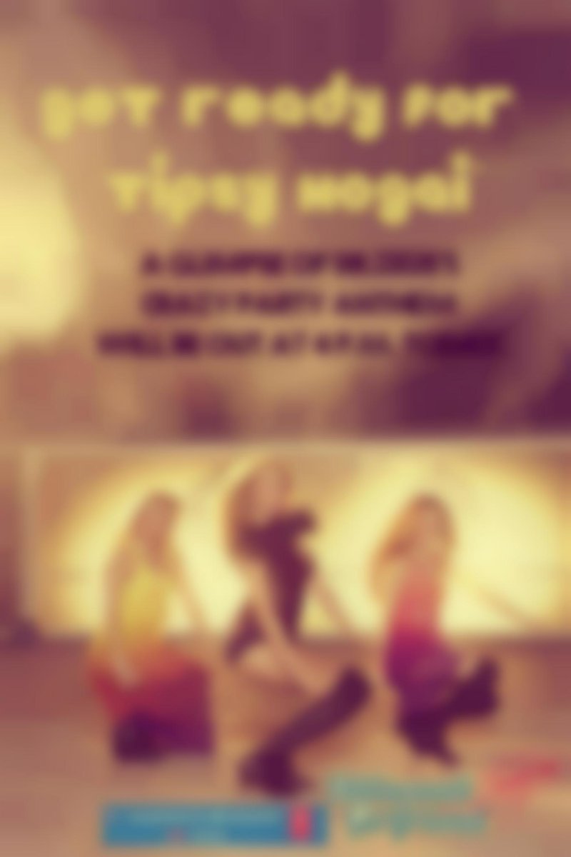 ZaalimGF's tweet photo. #DilliwaaliZaalimGirlfriend has a surprise coming up for you all!Get excited hit Max RT's to reveal the surprise! http://t.co/wjFJnAXGWm
