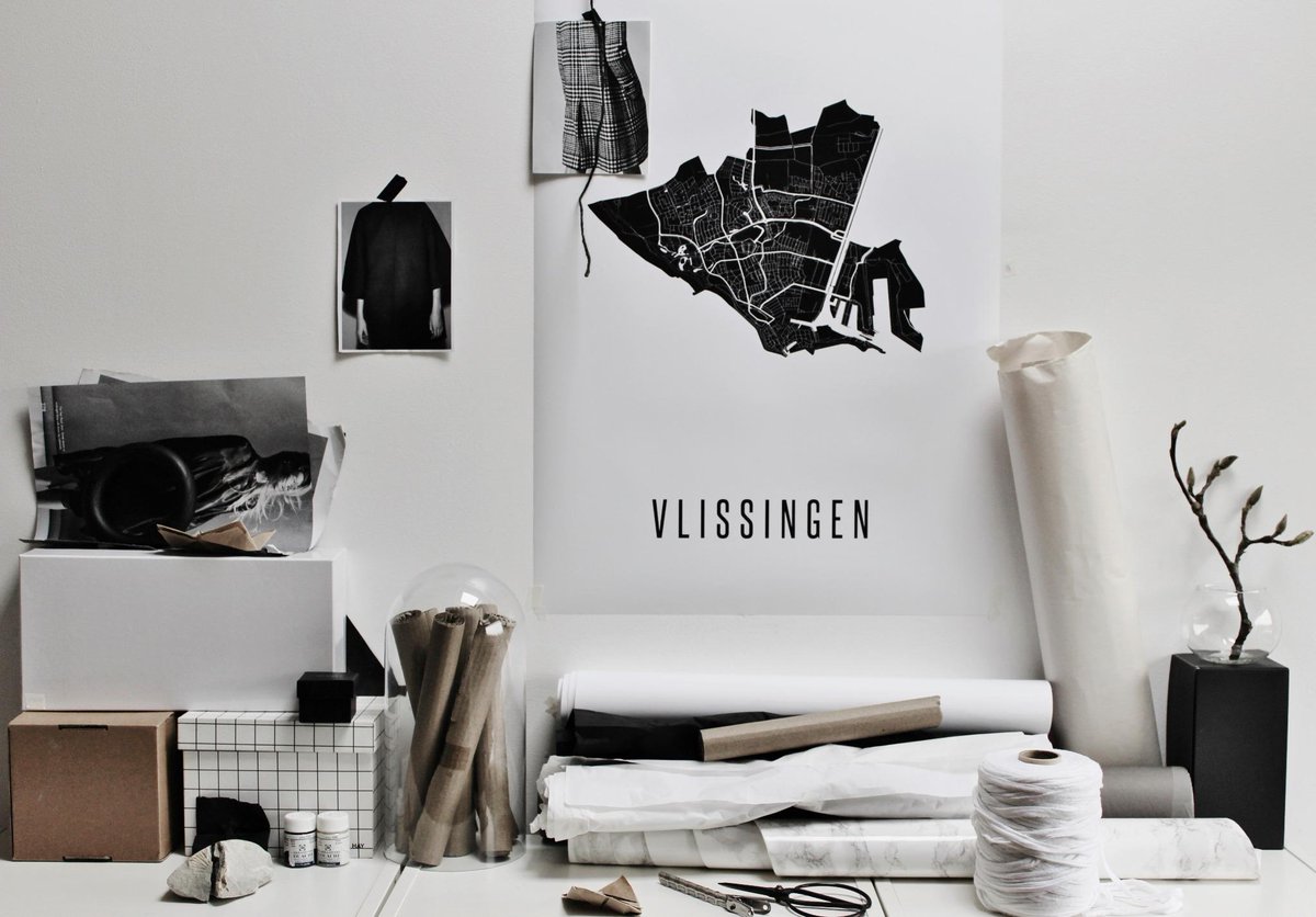 Elvsblog's tweet photo. I really like posters #onmywall and now I just discovered these custom made citymaps http://t.co/PLEMsVgdl6 new post! http://t.co/WTpuDYvS55