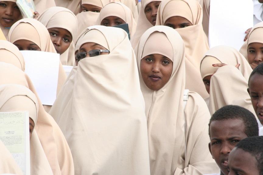 Abukarawale's tweet photo. @AliWarsame2014
  Not in my School..
Puntland secondary schools are calling khat free zone around schools http://t.co/bXooqHXODp