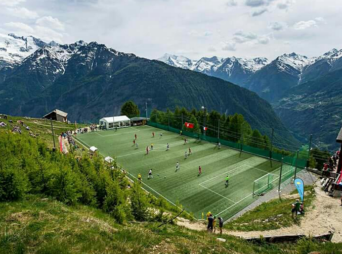 JorridM's tweet photo. "@GeniusFootball: This is Life http://t.co/8152mhxmnM"
