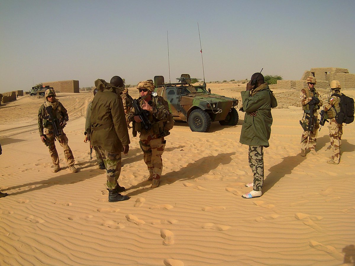 armeedeTerre's tweet image. Le #1erRAMa déployé à Tombouctou au côté du #3eRG et du #93eRAM ! j.mp/17MkNyL