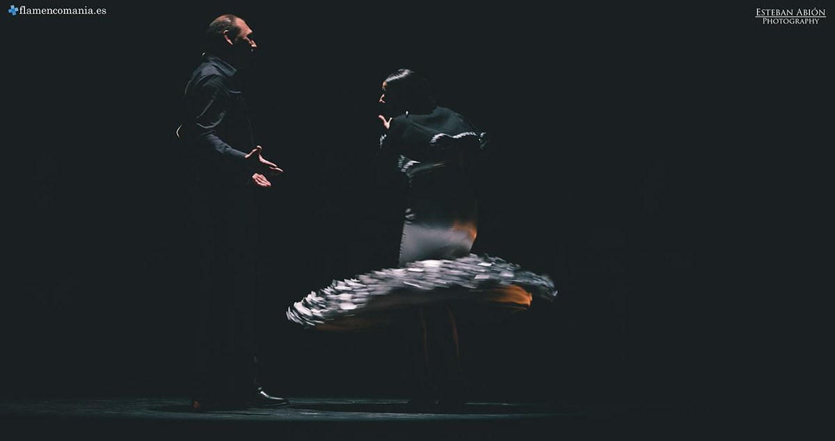 La función debe continuar | Momo y <a href="/GemaMoneo/">gema agarrado moneo</a> - XIX #FestivalJerez | buff.ly/1ElZ8uf <a href="/masjerez/">masjerez</a> @flamencomania