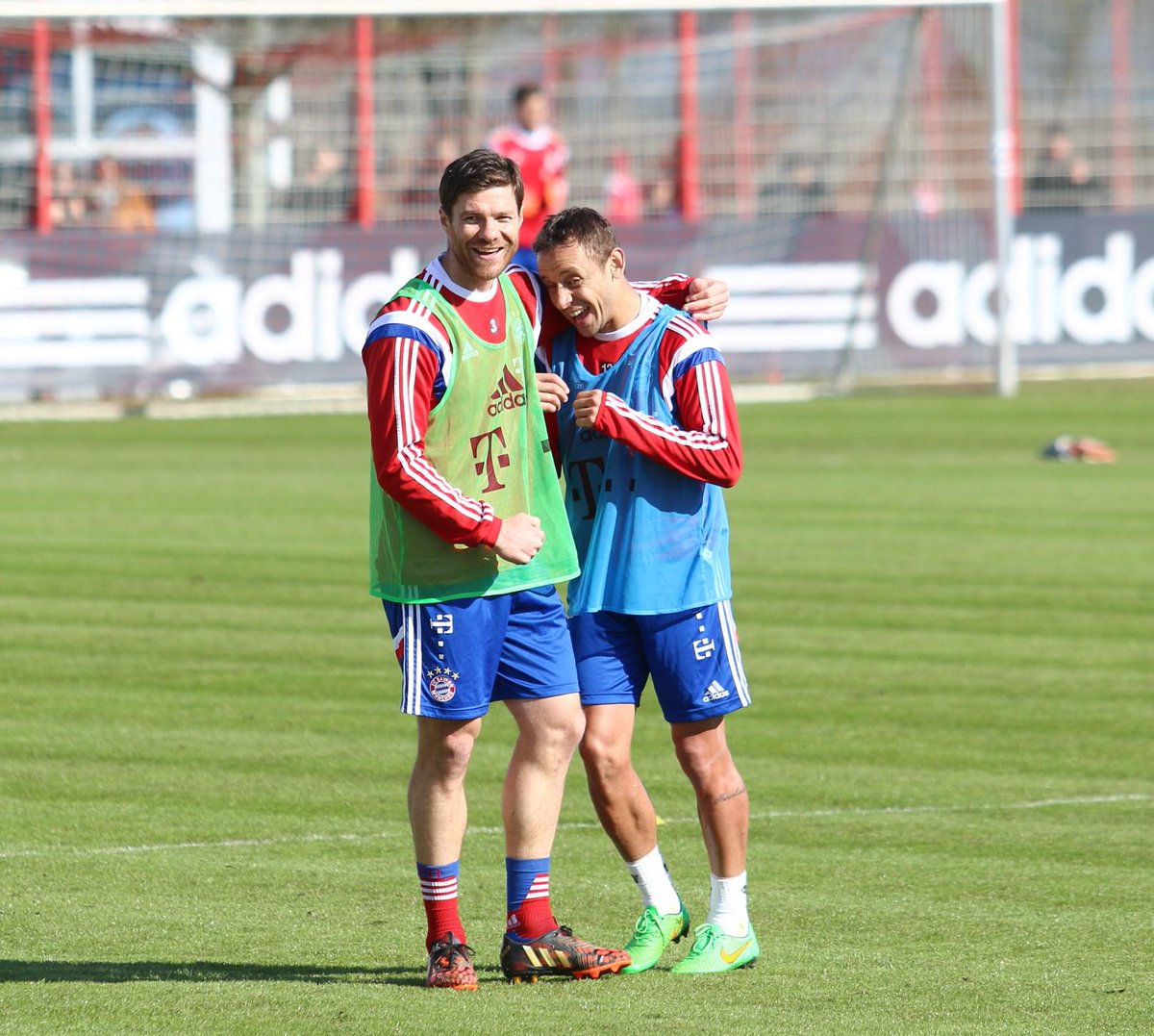 FCBayernEN tweet picture