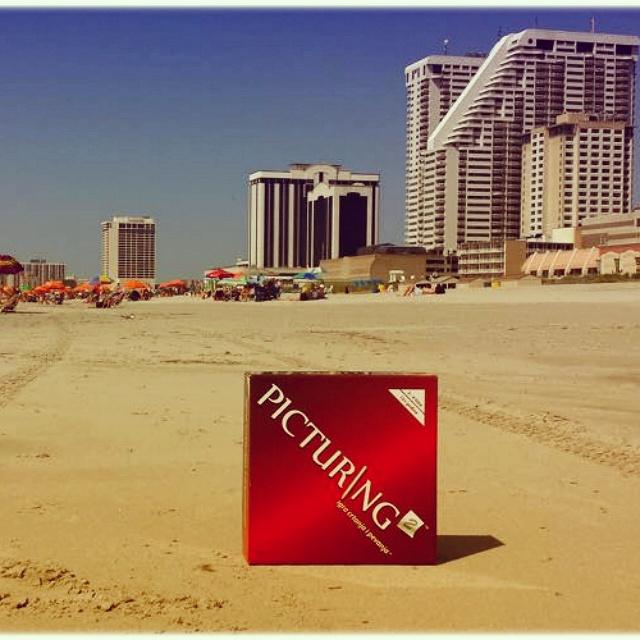 PicturingGame's tweet image. 