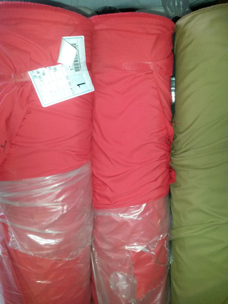 AlanIlan's tweet image. Sipa yang mau pesen bahan desbo untuk jaket /hb/081210630424