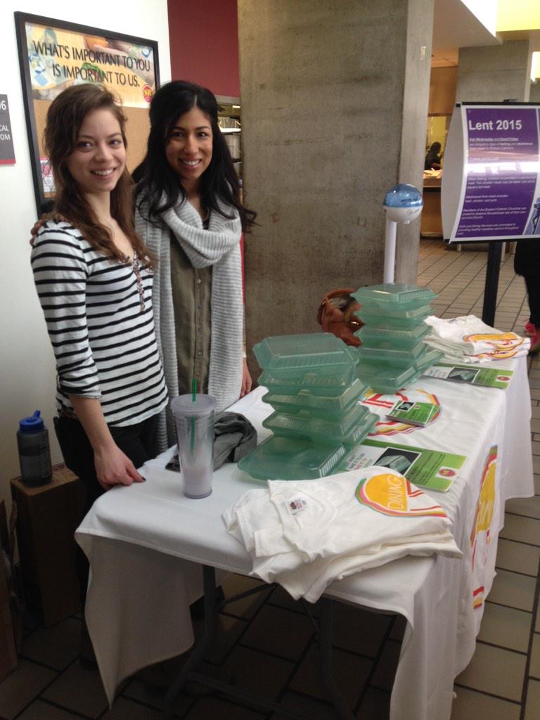 Catholicdining's tweet photo. All about that green here at #cuadining! Pick up a reusable container for $4 (refunded at end of year) and go green! http://t.co/sIfJTKHgjB